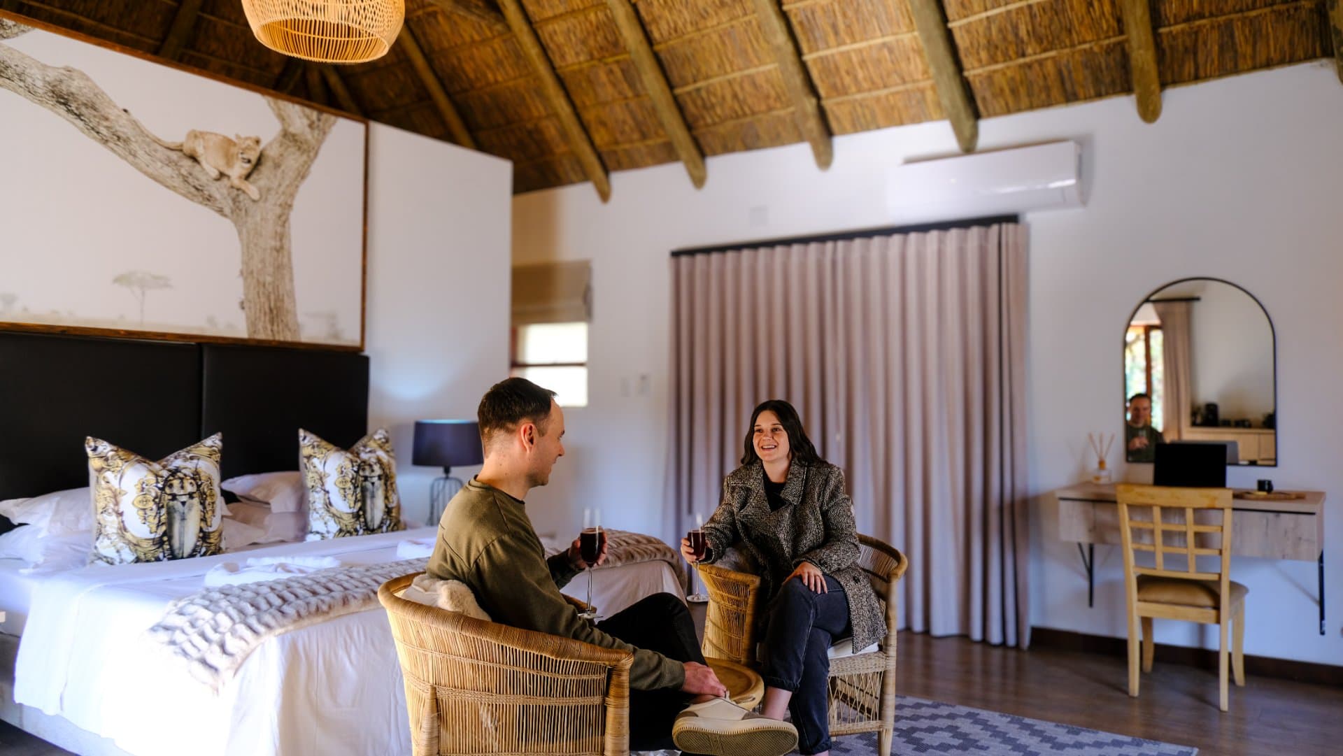 Super Deluxe Chalet - Image 7