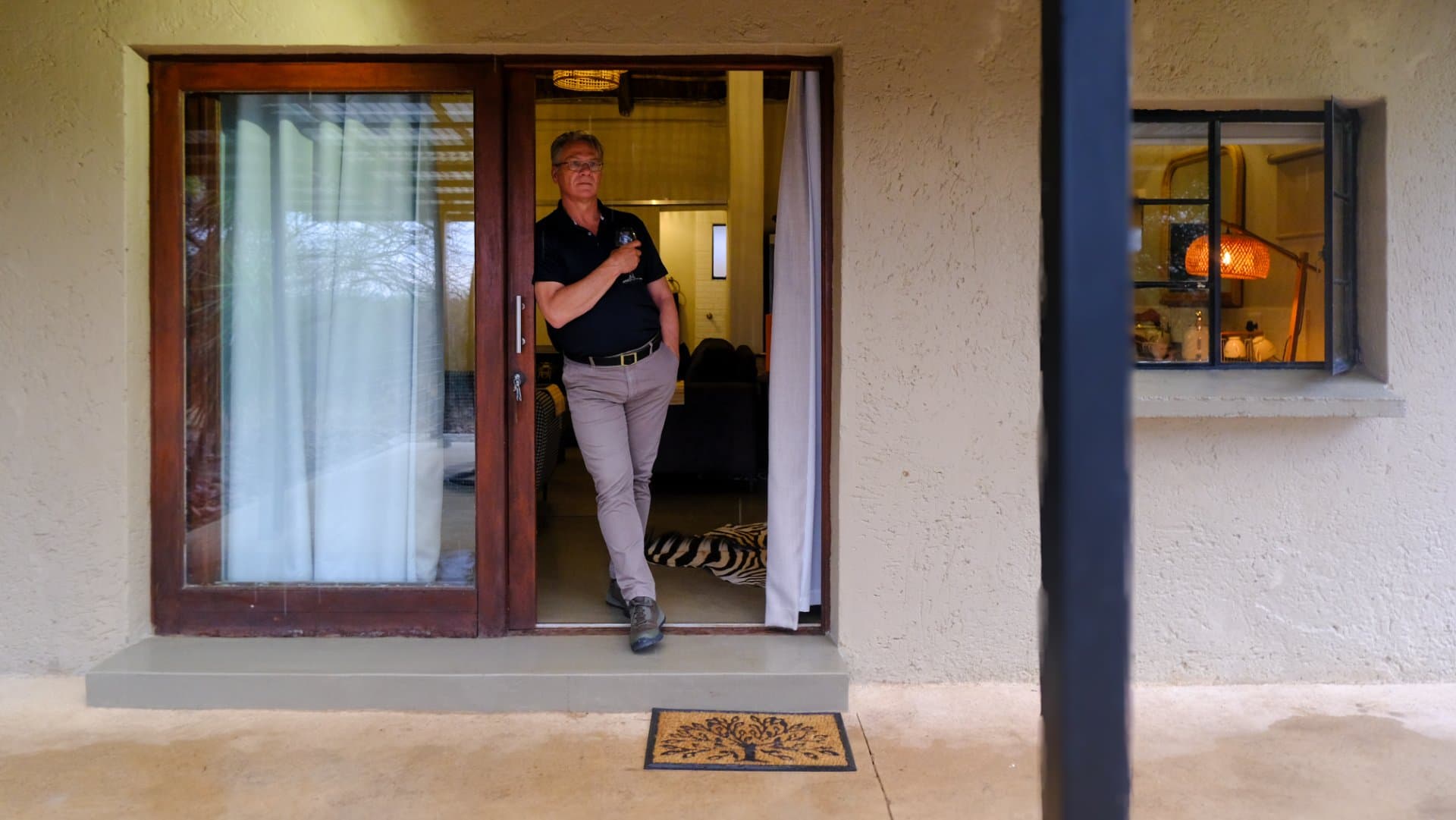 BeeHive Cabin - Image 10